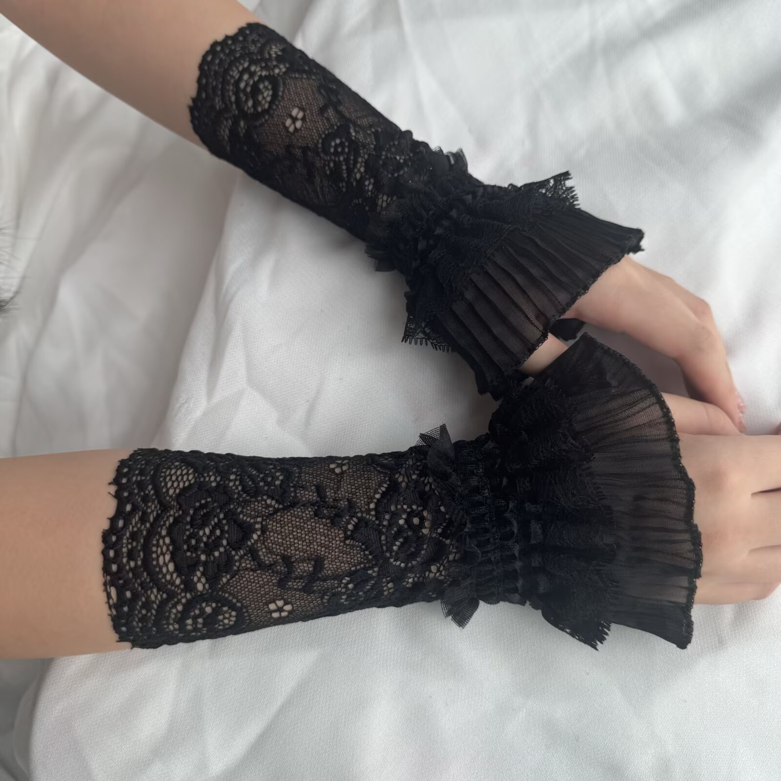 Кружевные полые наручные чехлы – обзор и цена Men Accessories For Wrist